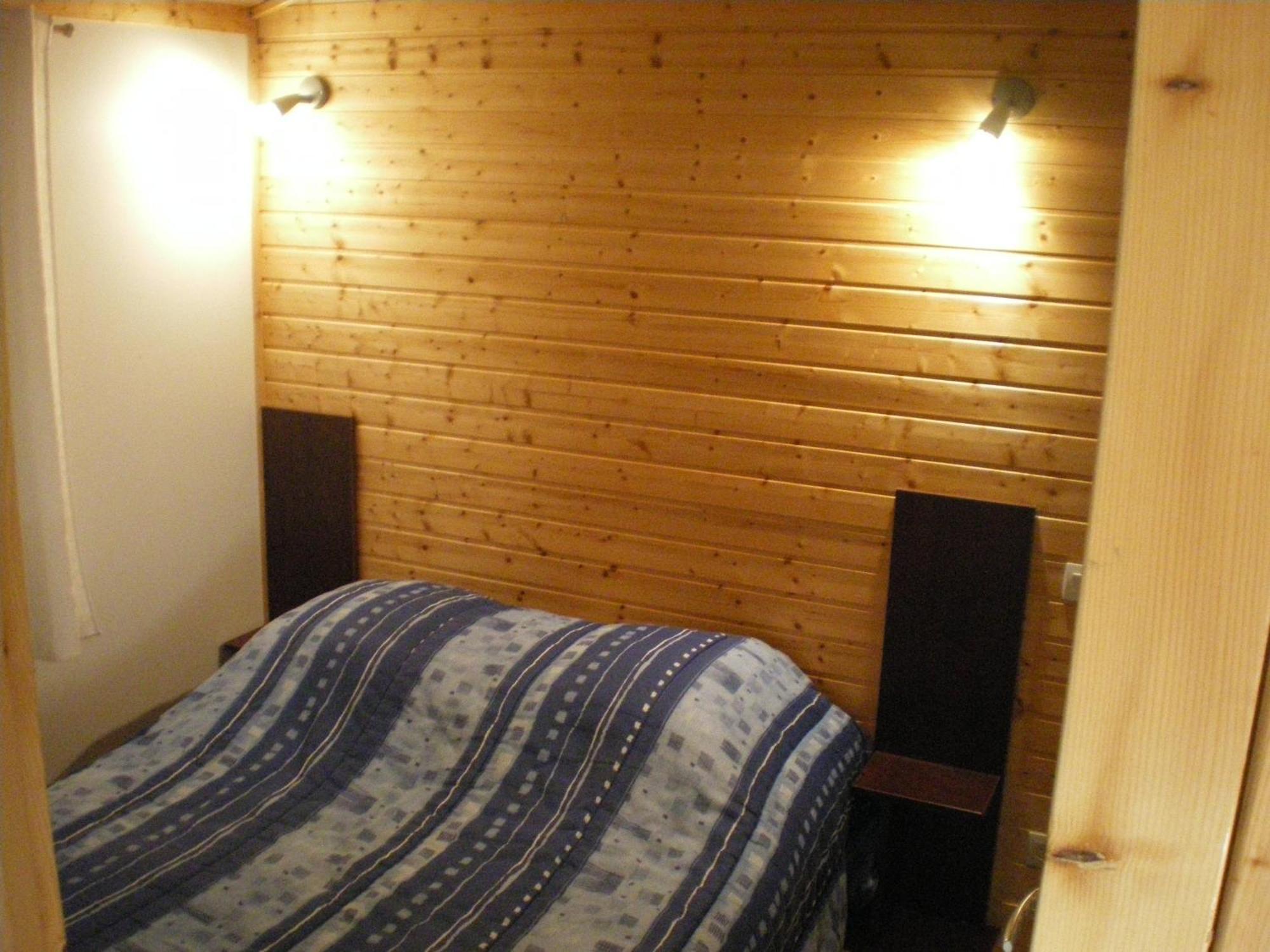 Cottages Du Lac De Miel Beynat Room photo