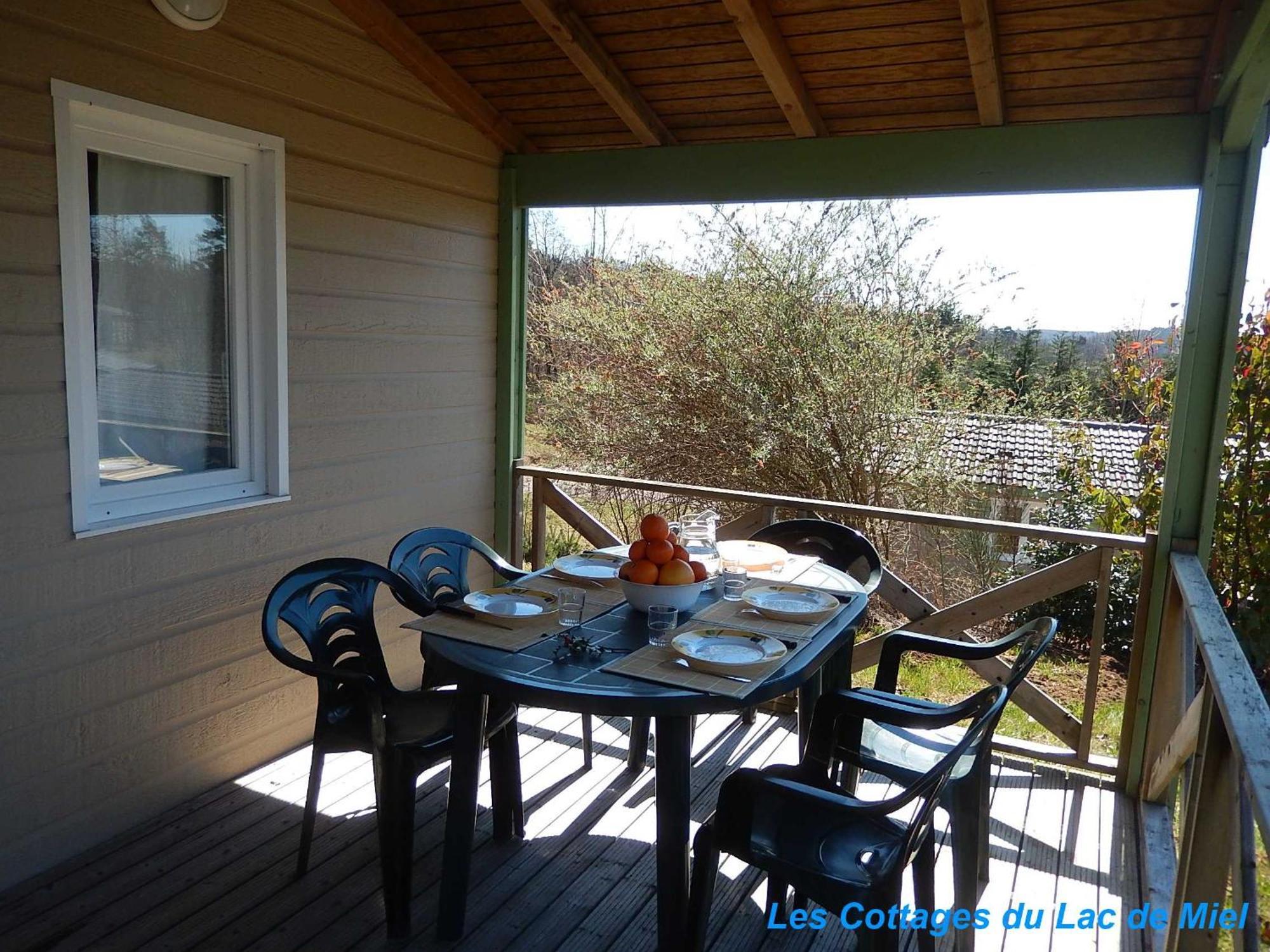 Cottages Du Lac De Miel Beynat Exterior photo